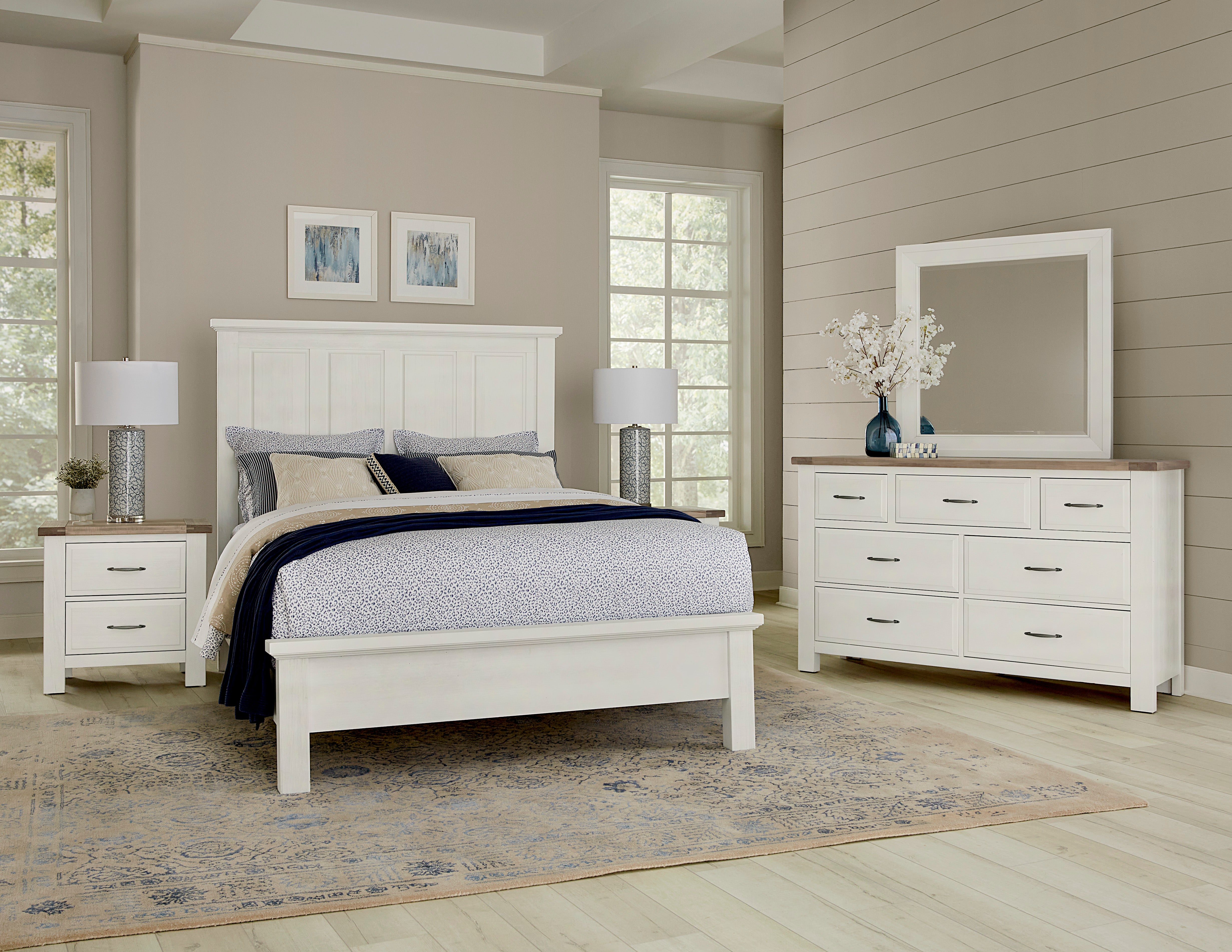 Artisan & Post Maple Road-Two Tone Mansion Bed