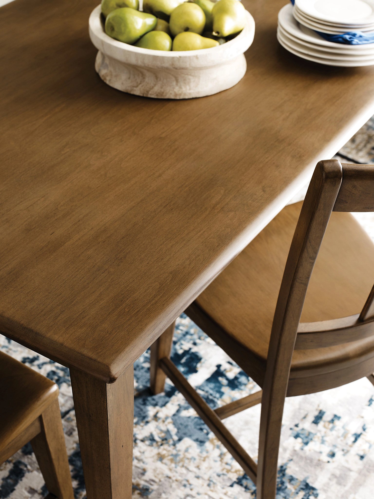 Kincaid Furniture Kafe 60 Counter Height Table in Latte