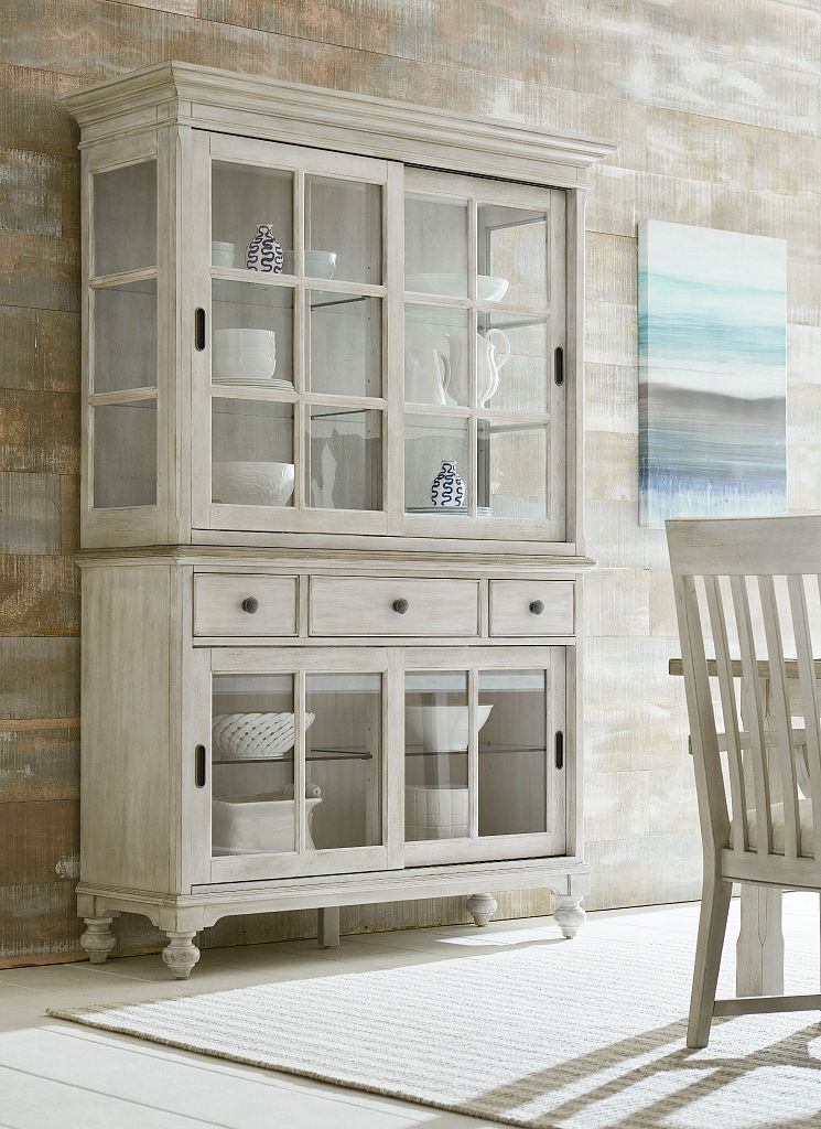 American Drew Litchfield Sullivan Buffet Hutch in Sun Washed