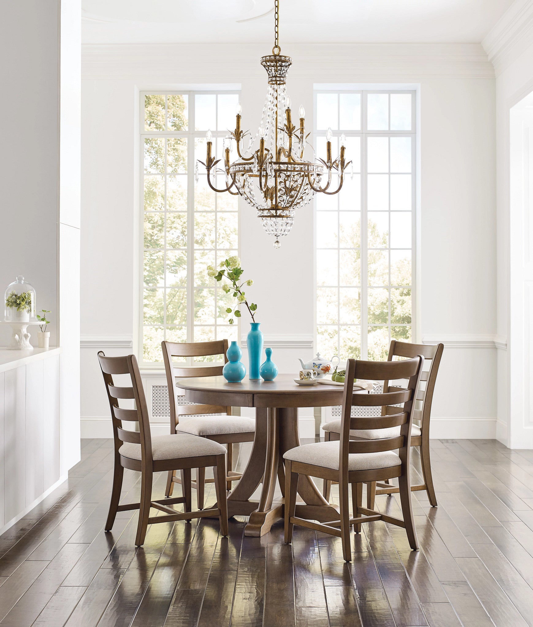 Kincaid Furniture Kafe 44" Round Quad Table in Latte