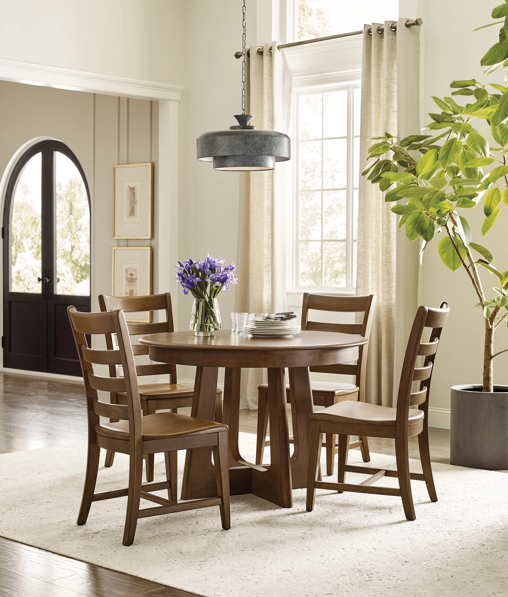 Kincaid Furniture Kafe Ladderback Chair in Latte