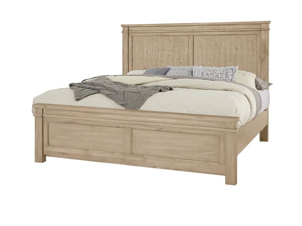 Artisan & Post Cool Rustic Queen Mansion Bed in Clear Maple 