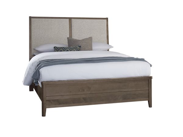Vaughan Bassett Woodbridge Upholstered Bed (Grey) 