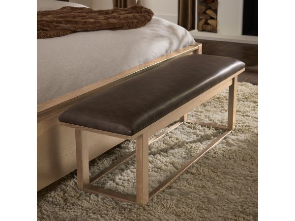 Vaughan Bassett Lodge & Loft Uph Bench (Sedona Brown) in Blond Oak 