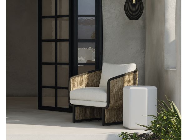 Sunpan Outdoor Olbia Lounge Chair in Louis Cream