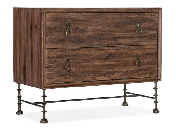 Hooker Furniture Big Sky Bachelors Chest