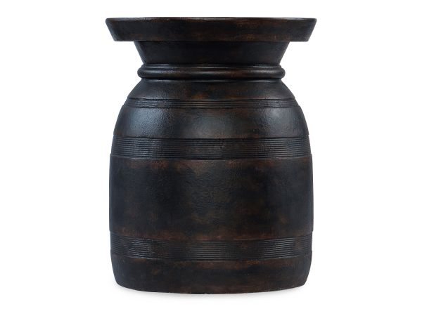 Hooker Furniture Big Sky Urn Spot Table in Black